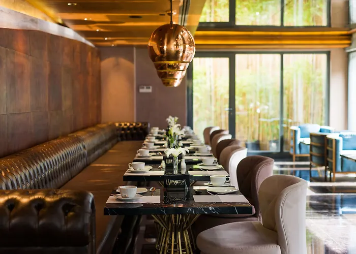 Saint Sophia فندق 4*