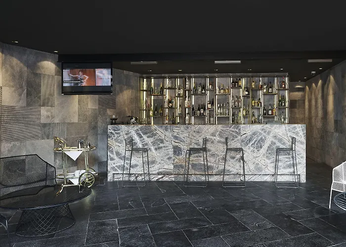 Saint Sophia فندق 4*