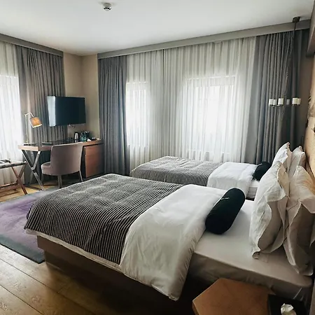 Hotel Saint Sophia 4*