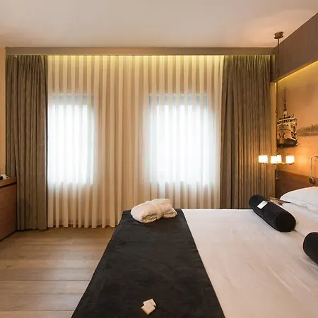 Saint Sophia Hotel 4*
